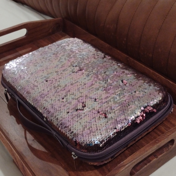 Ulta Beauty Makeup Case - Picture 3 of 8